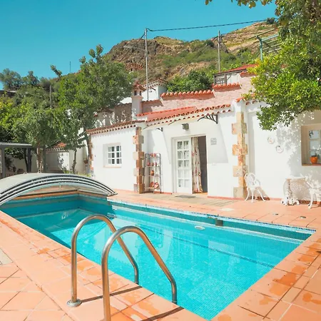 Pool House “el Estanco 14” * Vega de San Mateo